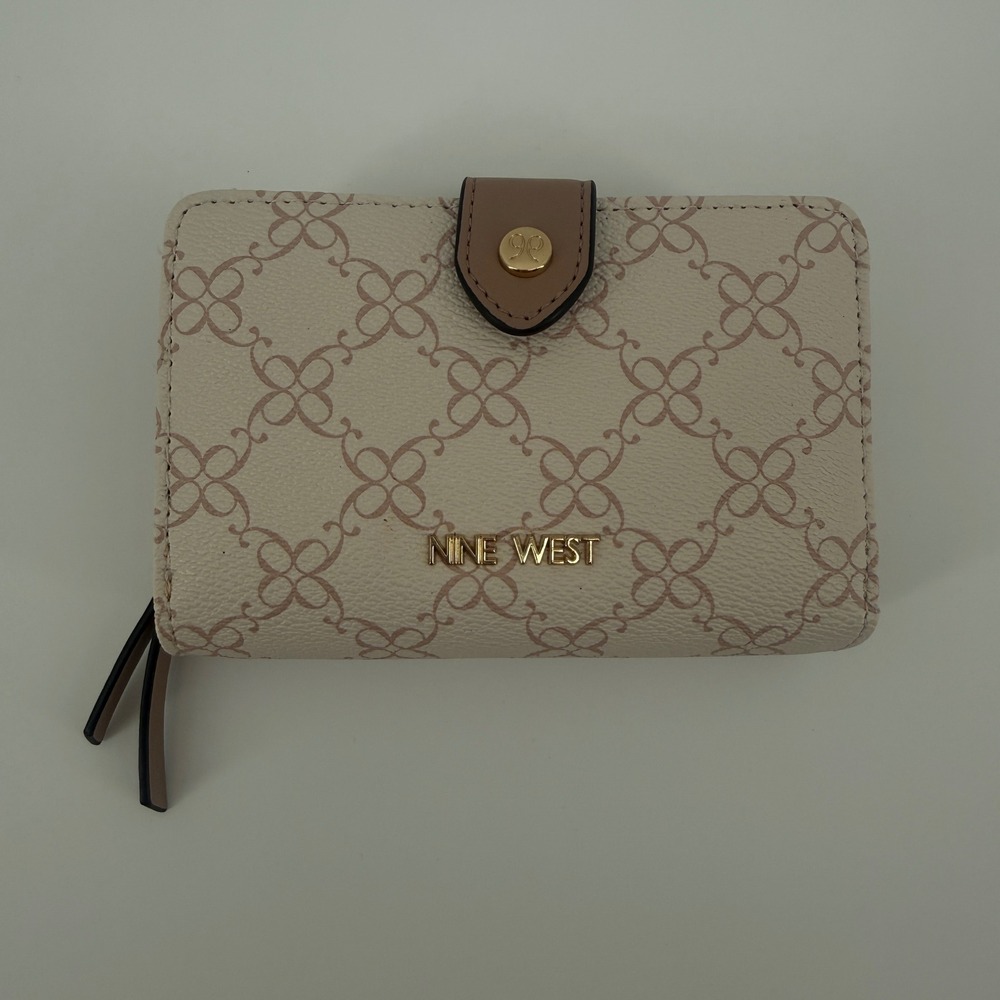 Nine West Women Cream Mauve Logo Print Bifold Wallet Gold Tone Snap Closure